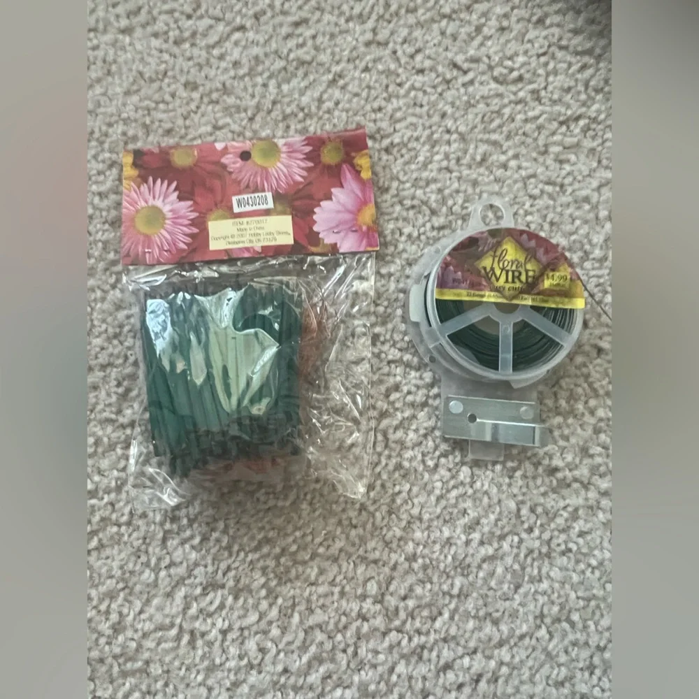 Floral Crafting Supplies Bundle – Wooden Picks + Floral Wire (New)